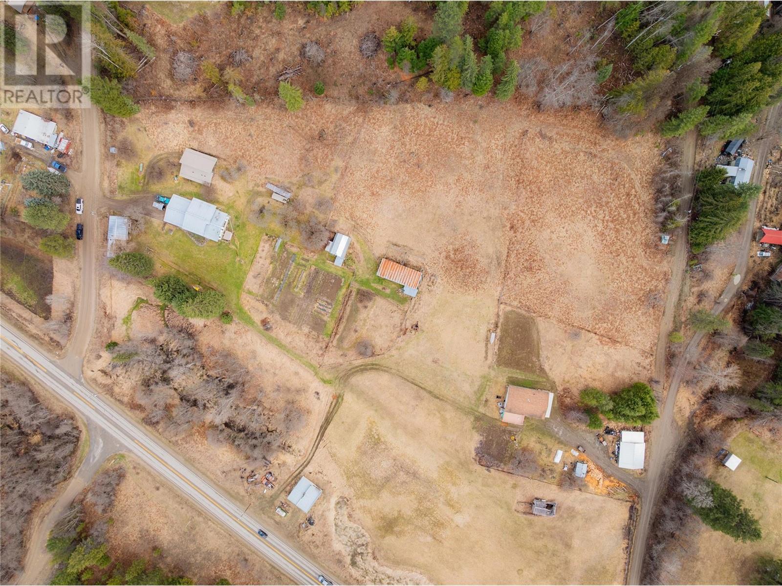 6943 Kanigan Road, Appledale, British Columbia  V0G 2J0 - Photo 17 - 10341853
