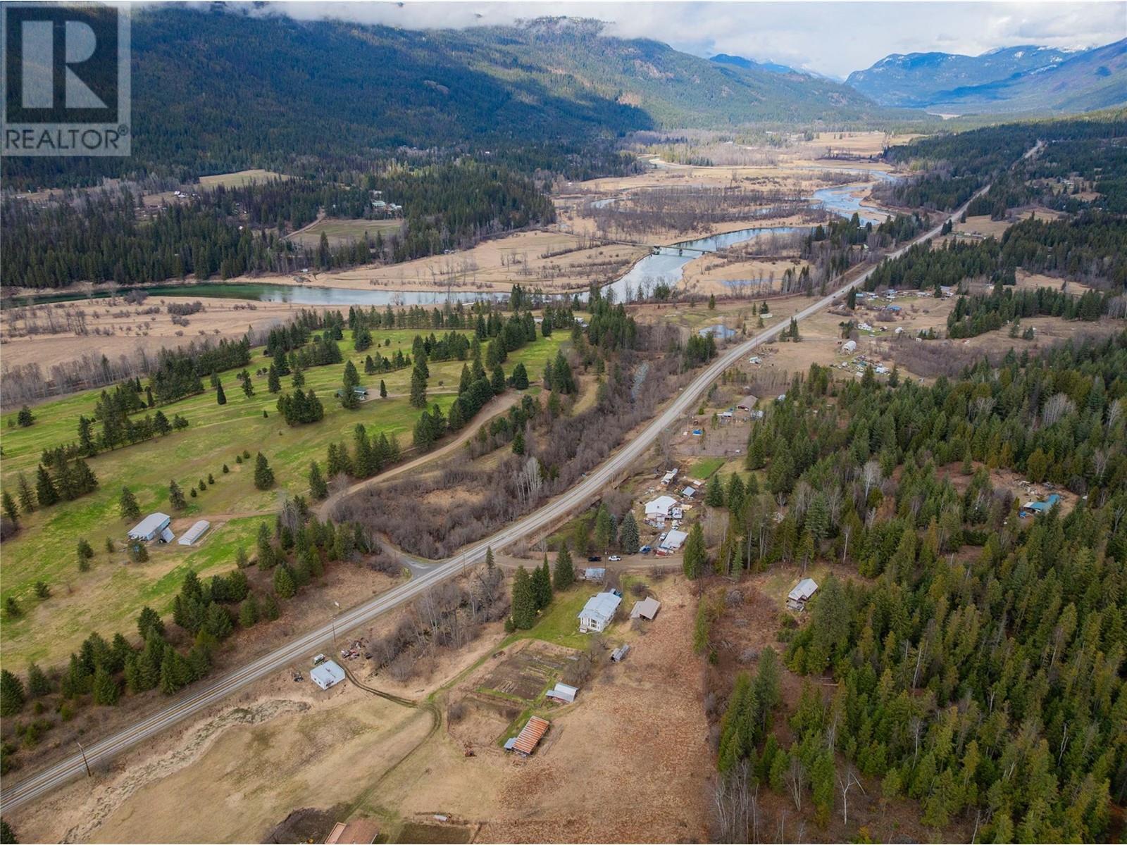 6943 Kanigan Road, Appledale, British Columbia  V0G 2J0 - Photo 18 - 10341853