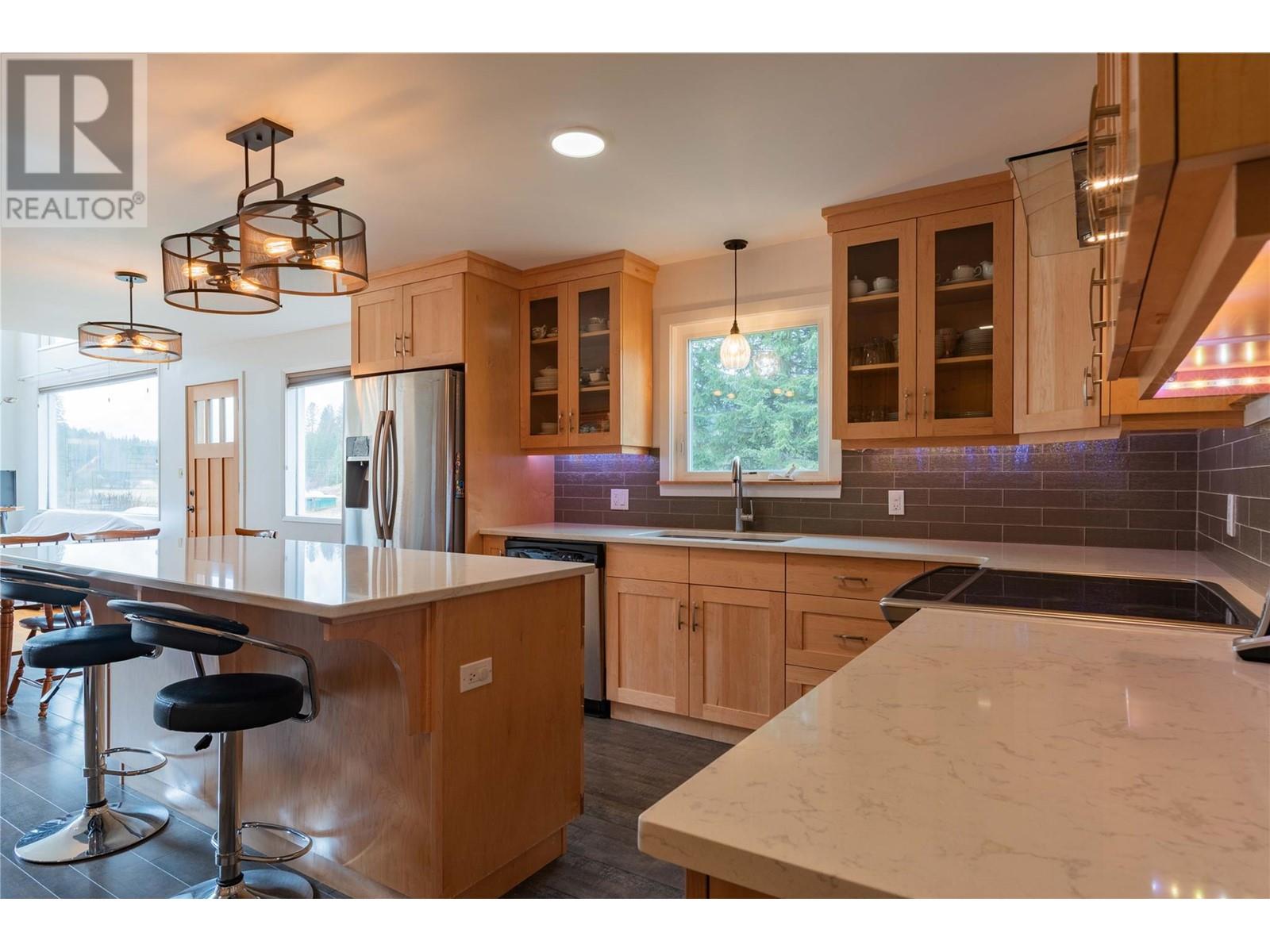 6943 Kanigan Road, Appledale, British Columbia  V0G 2J0 - Photo 26 - 10341853
