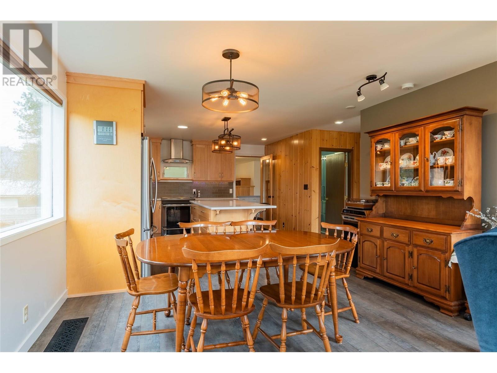6943 Kanigan Road, Appledale, British Columbia  V0G 2J0 - Photo 34 - 10341853