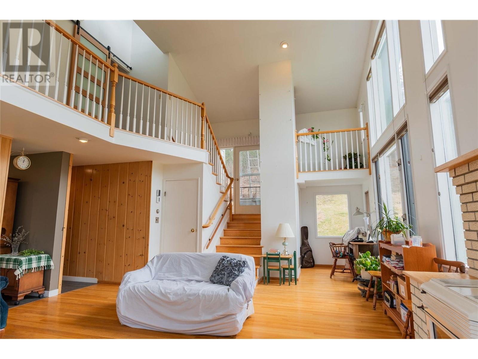 6943 Kanigan Road, Appledale, British Columbia  V0G 2J0 - Photo 39 - 10341853