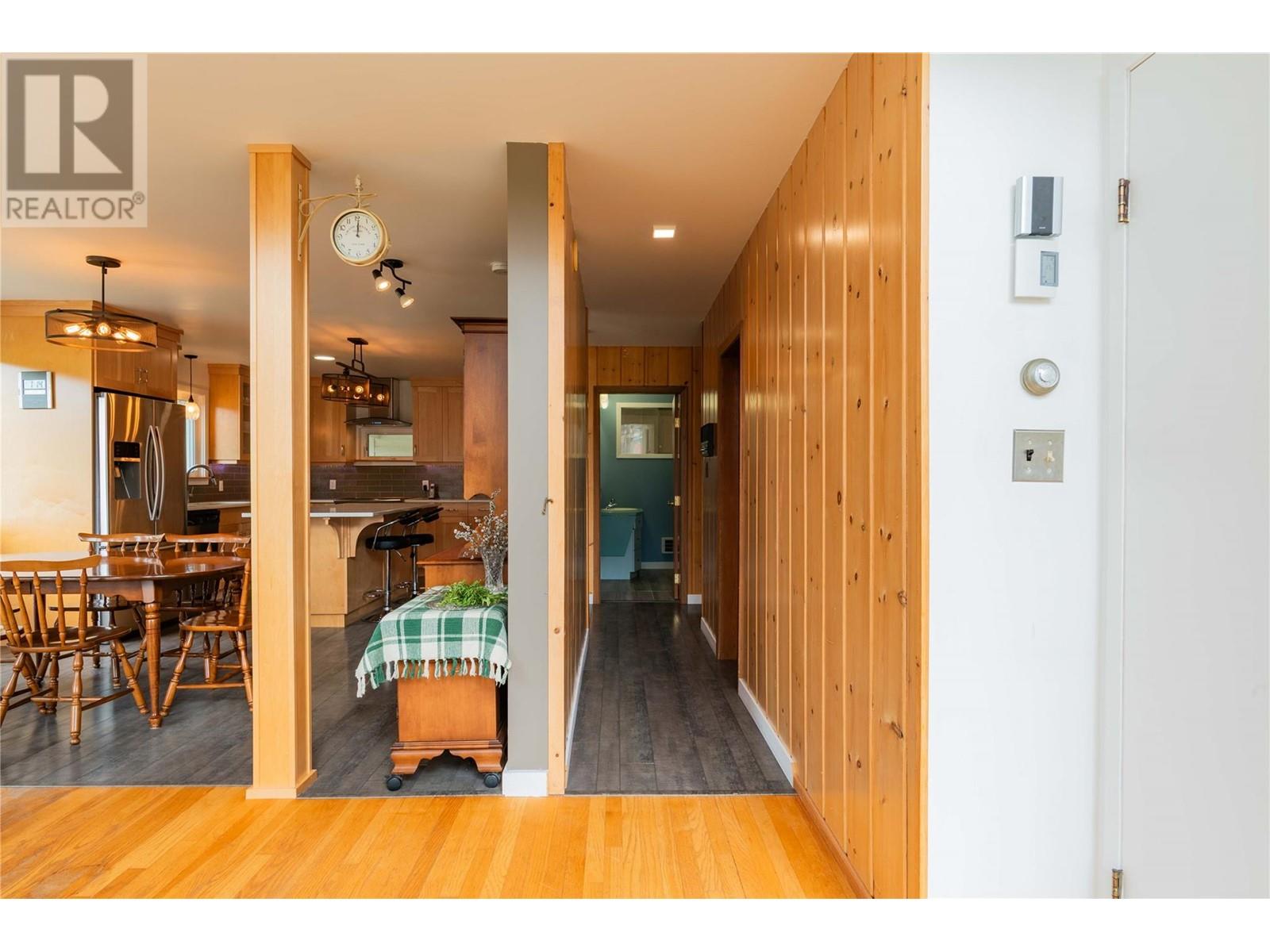 6943 Kanigan Road, Appledale, British Columbia  V0G 2J0 - Photo 41 - 10341853