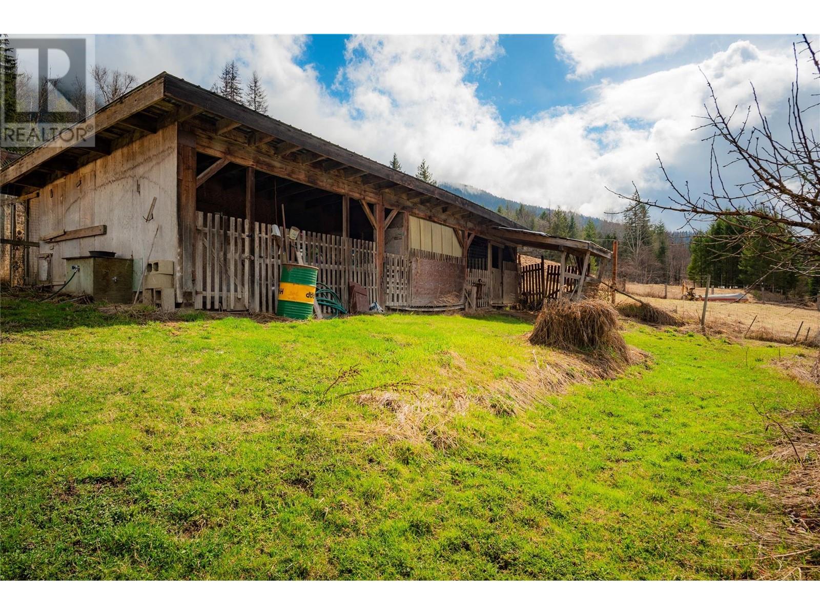6943 Kanigan Road, Appledale, British Columbia  V0G 2J0 - Photo 94 - 10341853