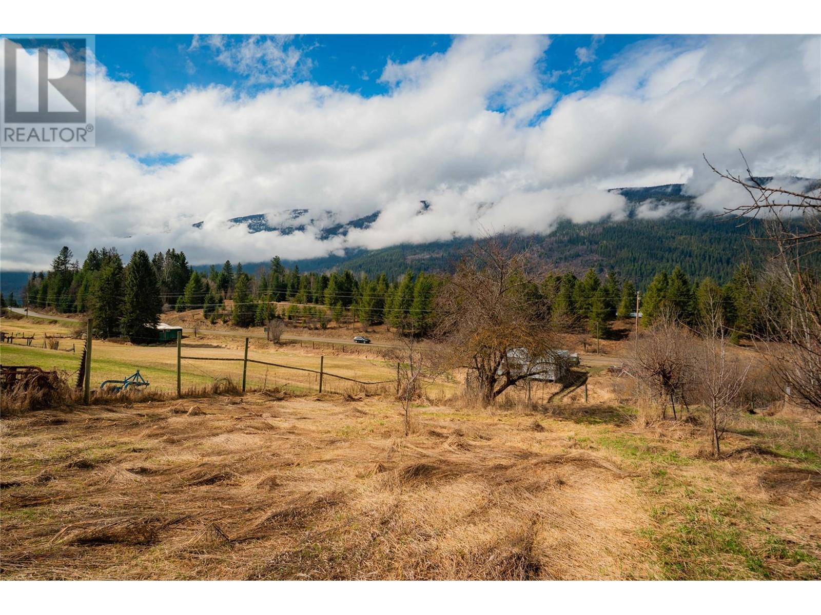6943 Kanigan Road, Appledale, British Columbia  V0G 2J0 - Photo 95 - 10341853