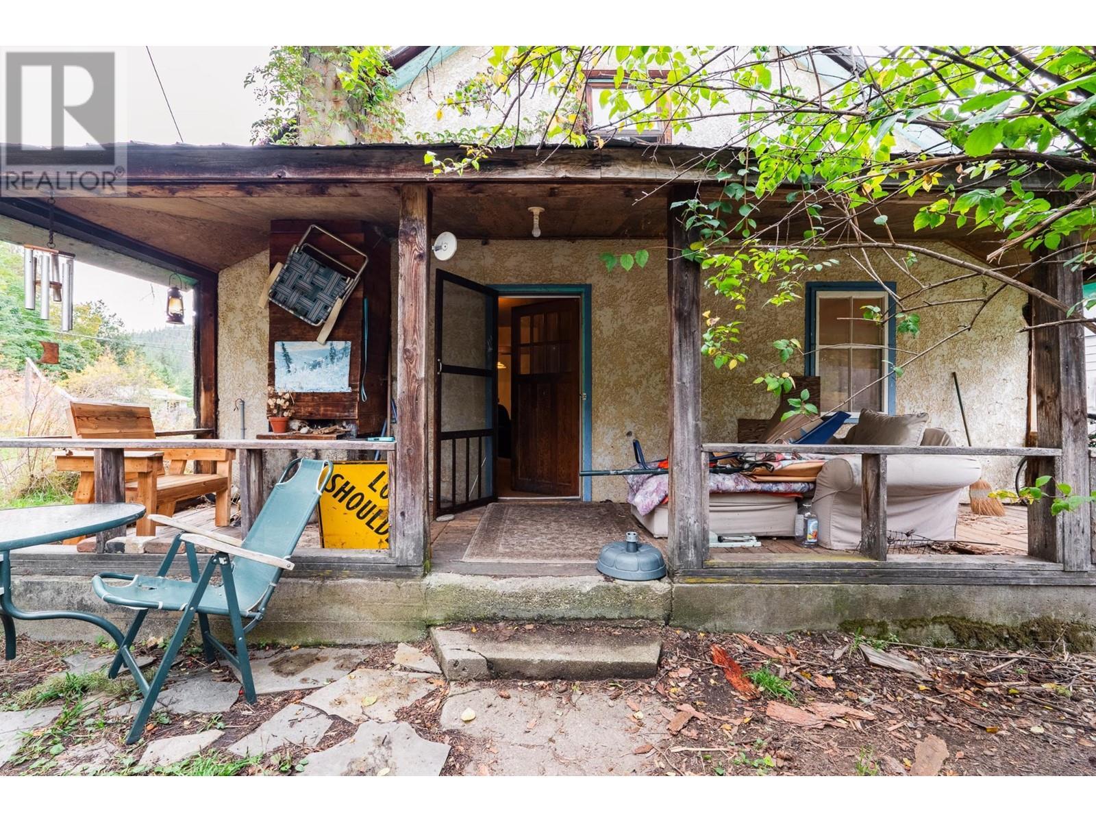713 Arthur Street, Slocan, British Columbia  V0G 2C0 - Photo 18 - 10341877