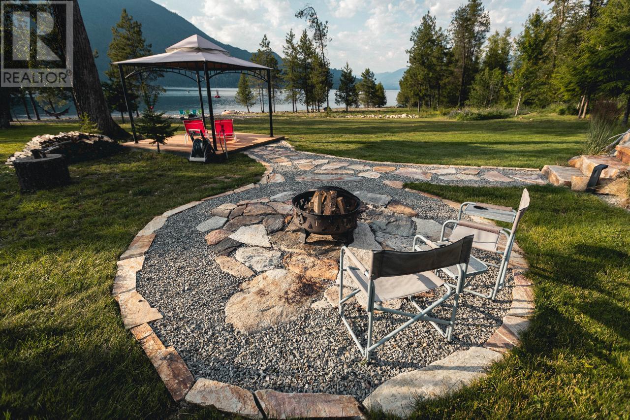 179 Kootenay Lake Road, Procter, British Columbia  V0G 1V0 - Photo 17 - 10341265