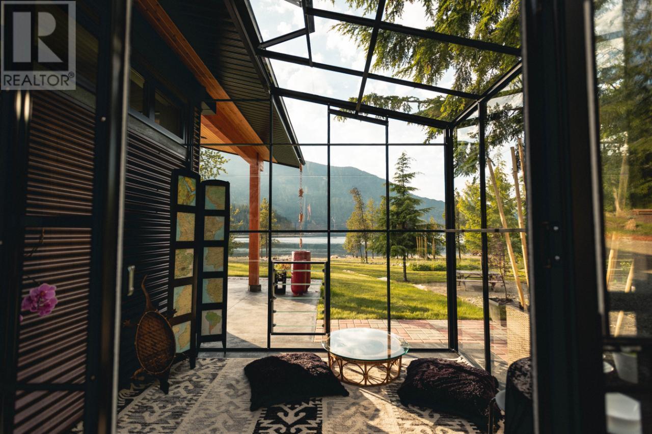 179 Kootenay Lake Road, Procter, British Columbia  V0G 1V0 - Photo 23 - 10341265