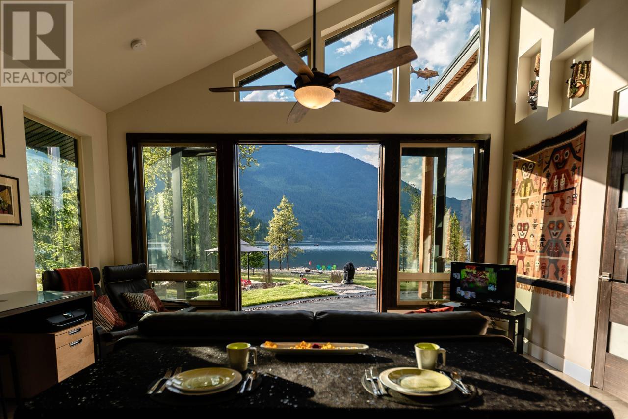 179 Kootenay Lake Road, Procter, British Columbia  V0G 1V0 - Photo 35 - 10341265