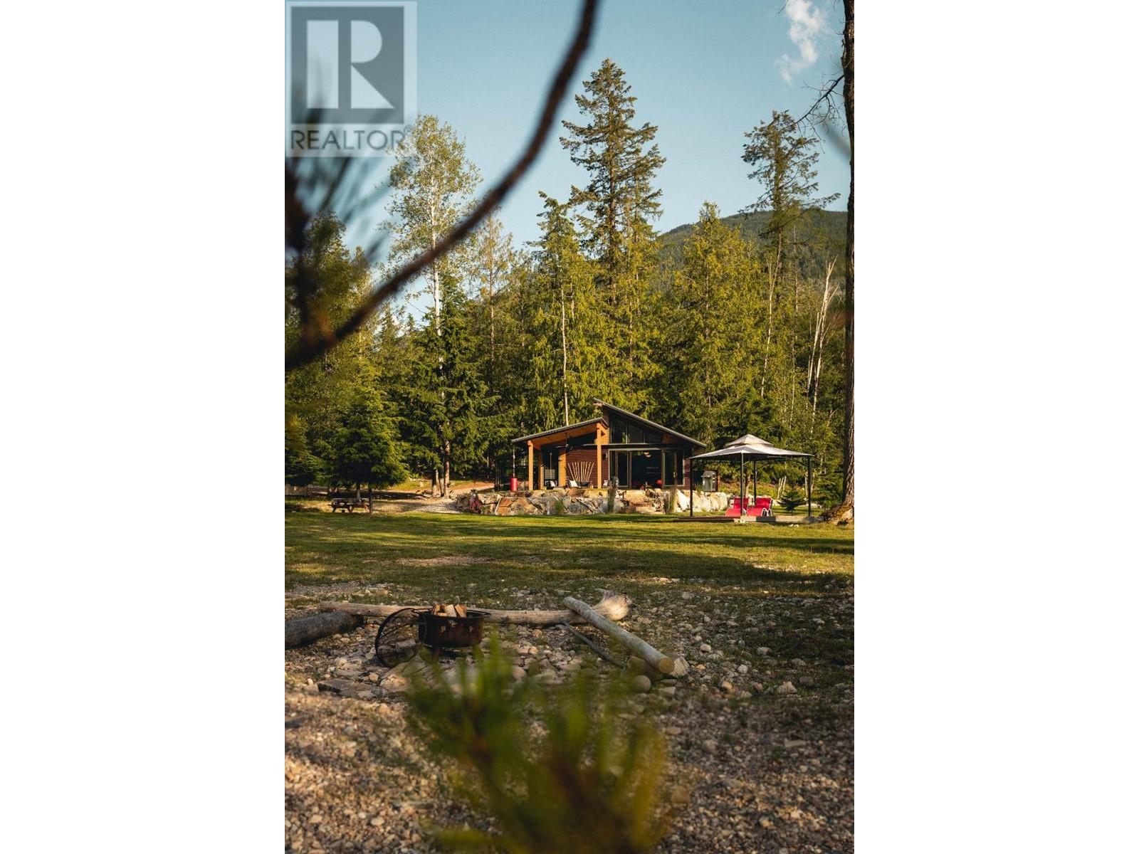 179 Kootenay Lake Road, Procter, British Columbia  V0G 1V0 - Photo 40 - 10341265