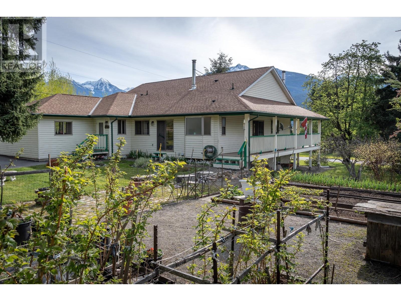 403 8th  S Street, Kaslo, British Columbia  V0G 1M0 - Photo 55 - 10342157