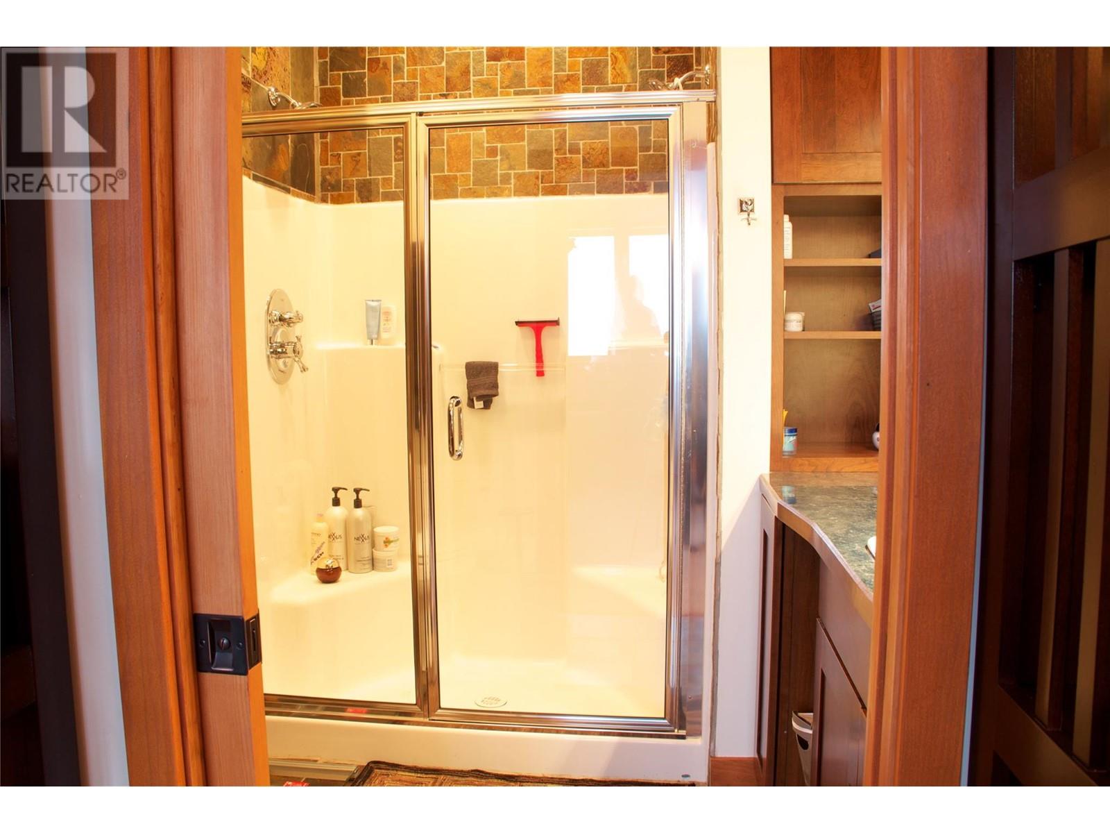 7924 Balfour Wharf Road, Balfour, British Columbia  V0G 1C0 - Photo 30 - 10342200