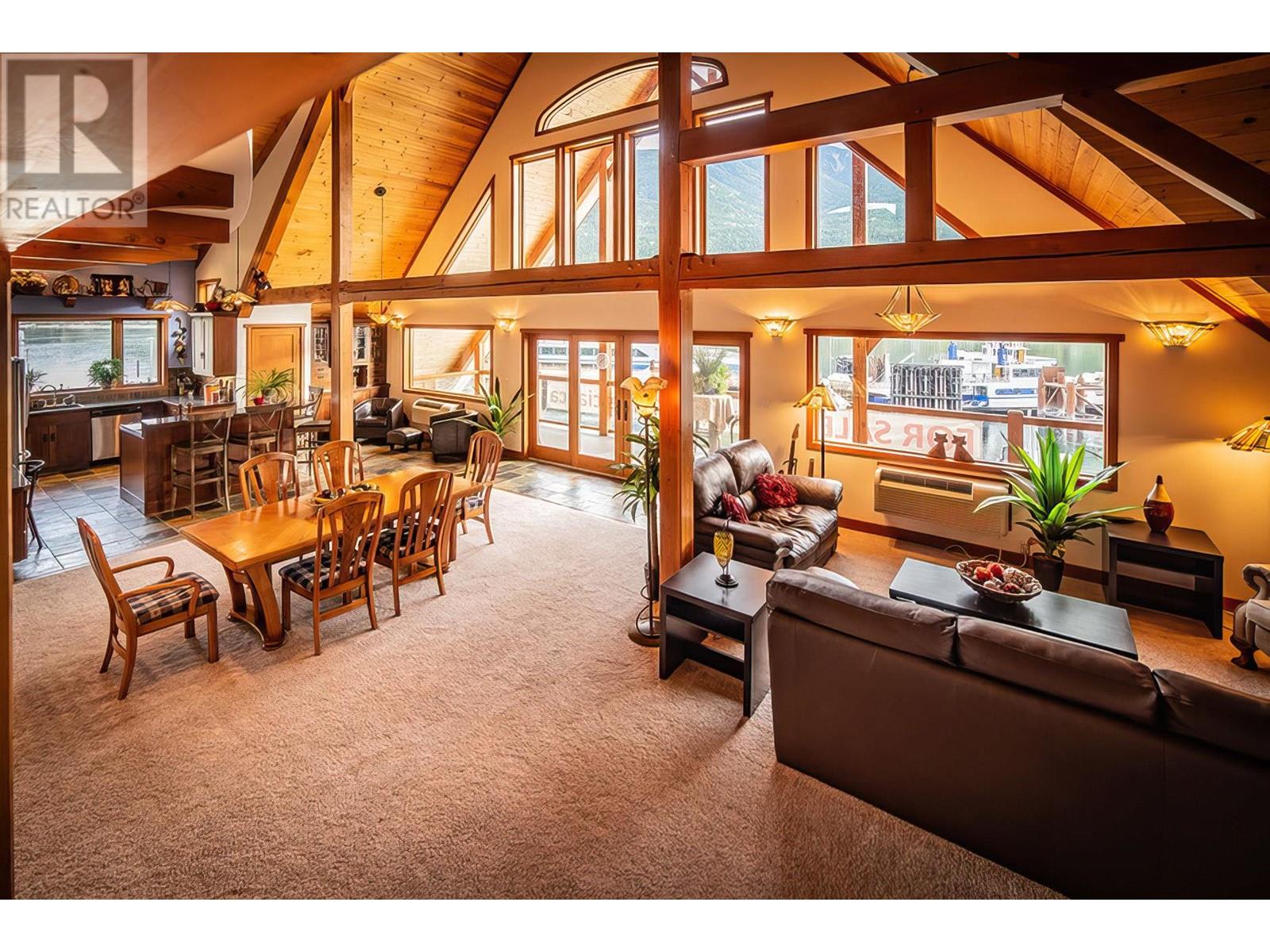 7924 Balfour Wharf Road, Balfour, British Columbia  V0G 1C0 - Photo 5 - 10342200