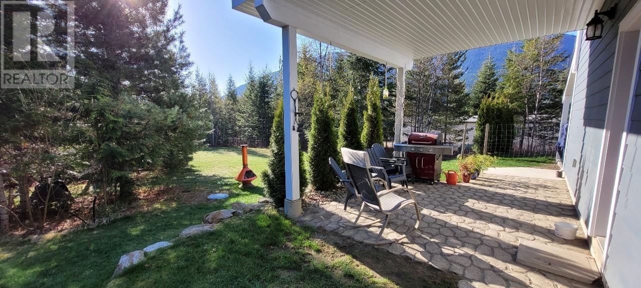 730 Heyland Road, Balfour, British Columbia  V0G 1C0 - Photo 35 - 10342339