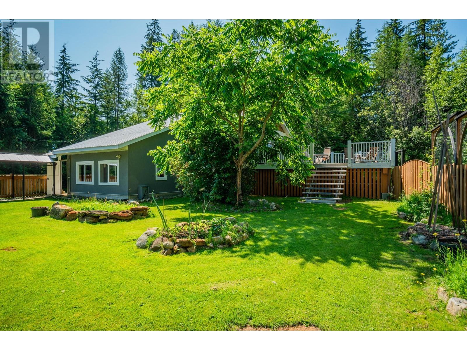 4743 31 Highway, Kaslo, British Columbia  V0G 1M0 - Photo 17 - 10341185