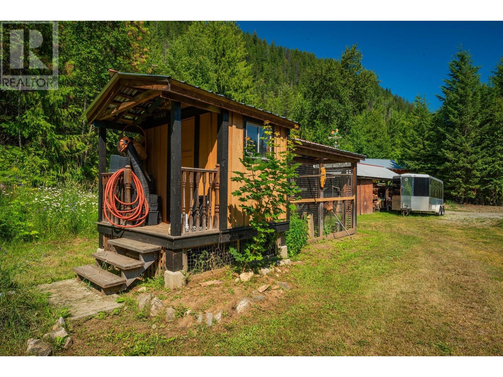 4743 31 Highway, Kaslo, British Columbia  V0G 1M0 - Photo 22 - 10341185