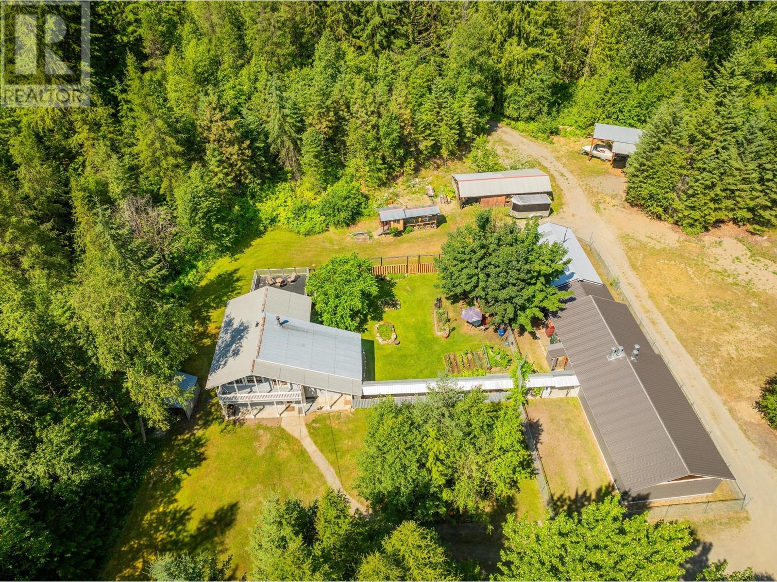 4743 31 Highway, Kaslo, British Columbia  V0G 1M0 - Photo 56 - 10341185