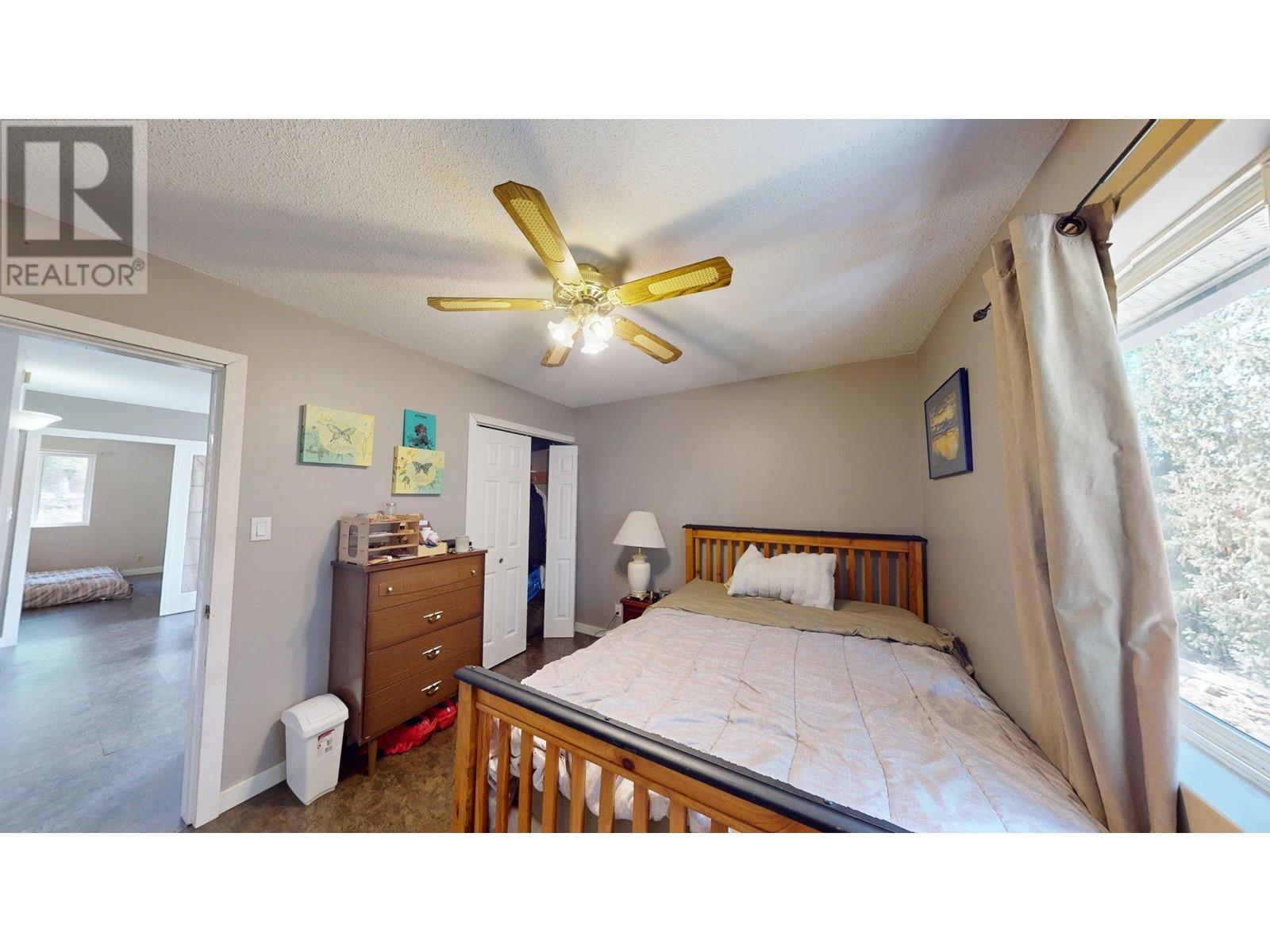 2300 Old Salmo Road, Fruitvale, British Columbia  V0G 1L0 - Photo 31 - 10342544