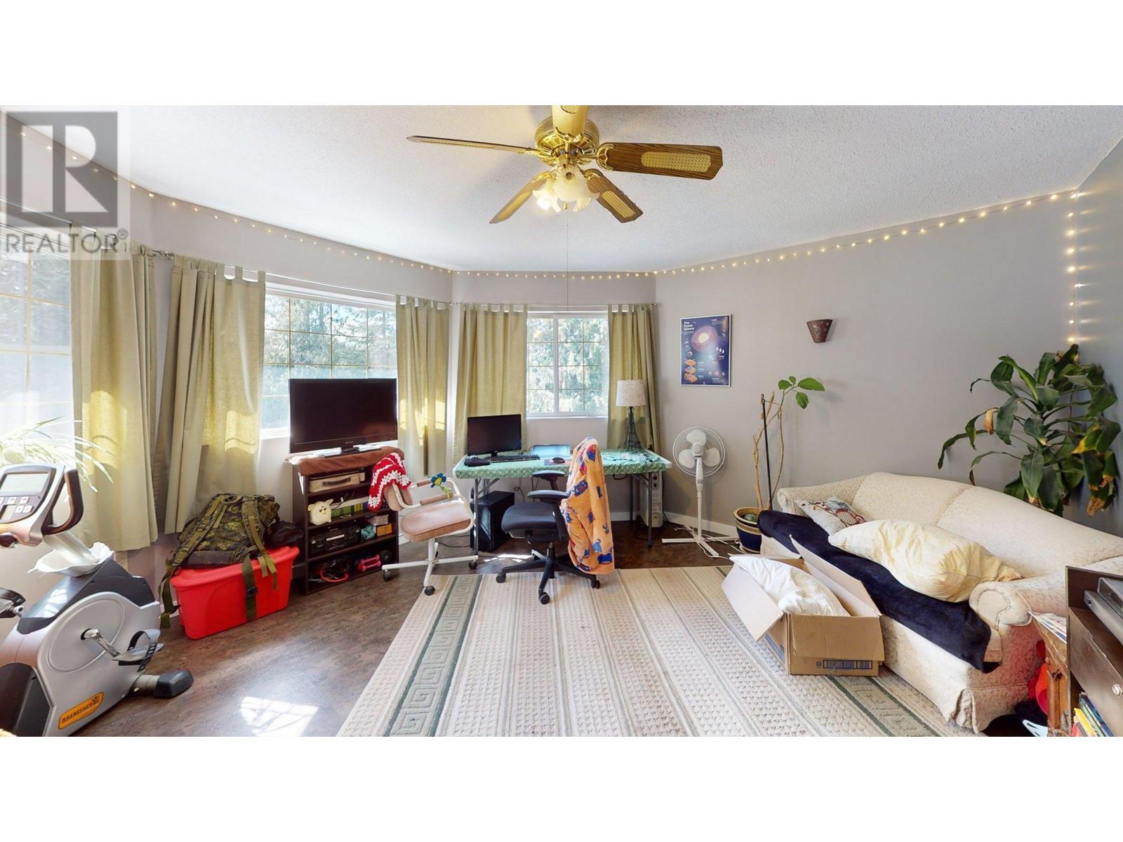 2300 Old Salmo Road, Fruitvale, British Columbia  V0G 1L0 - Photo 32 - 10342544