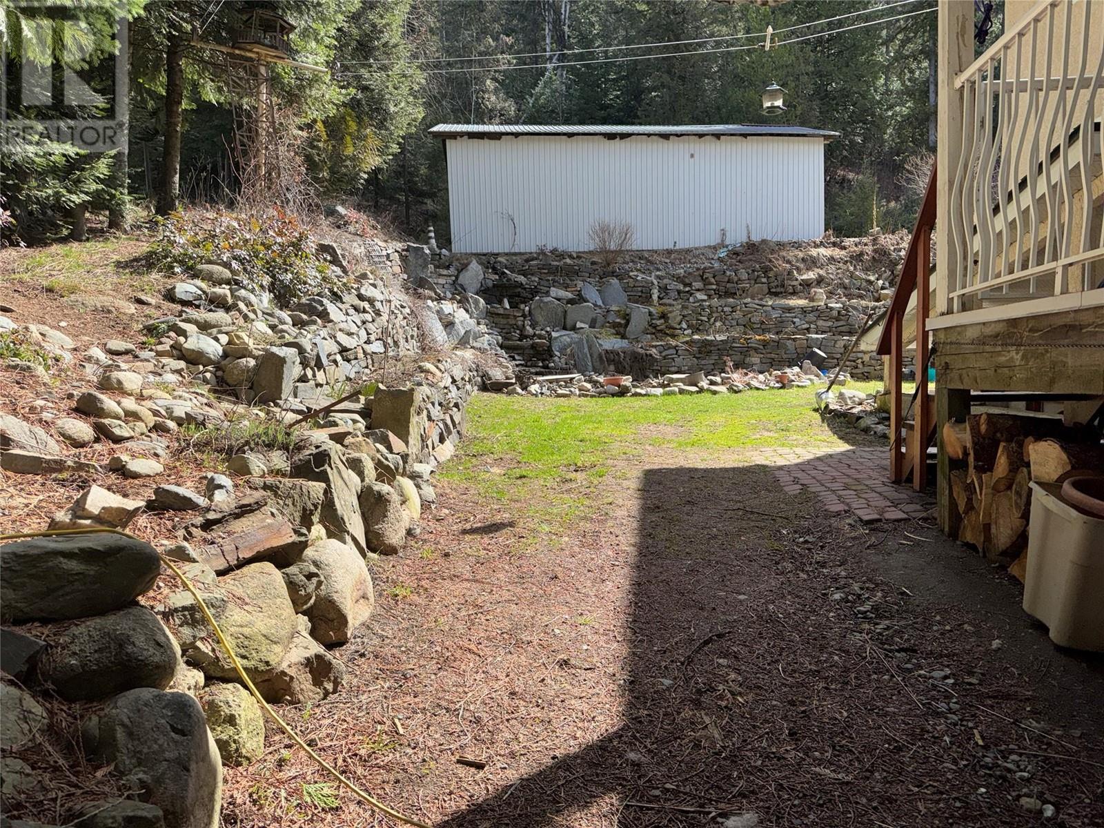 2300 Old Salmo Road, Fruitvale, British Columbia  V0G 1L0 - Photo 57 - 10342544