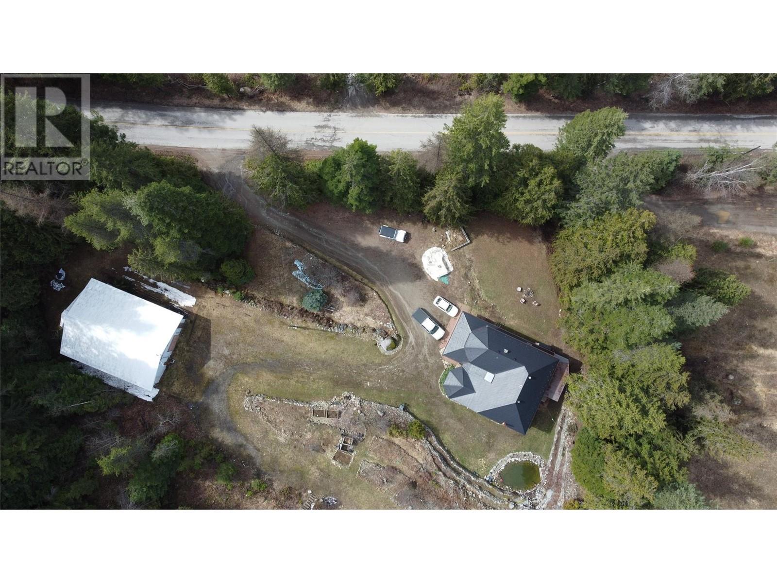 2300 Old Salmo Road, Fruitvale, British Columbia  V0G 1L0 - Photo 84 - 10342544
