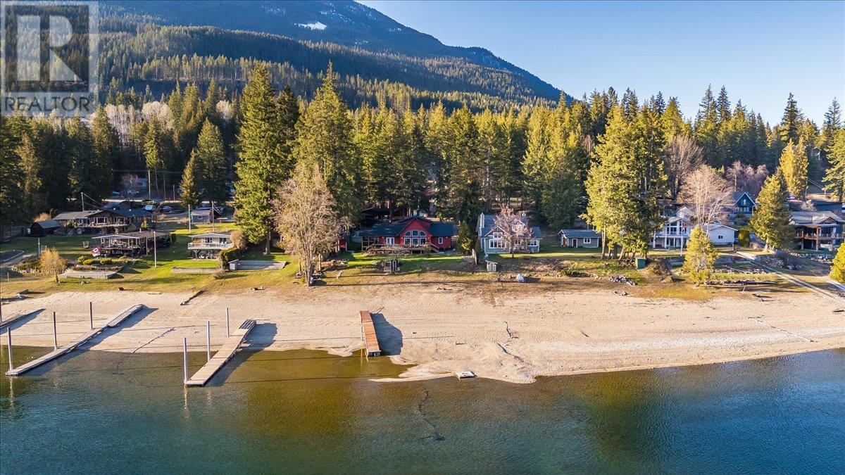 7606 3a Highway, Balfour, British Columbia  V0G 1C0 - Photo 4 - 10342606
