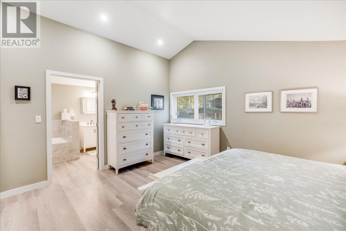7606 3a Highway, Balfour, British Columbia  V0G 1C0 - Photo 68 - 10342606