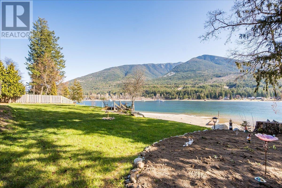 7606 3a Highway, Balfour, British Columbia  V0G 1C0 - Photo 79 - 10342606