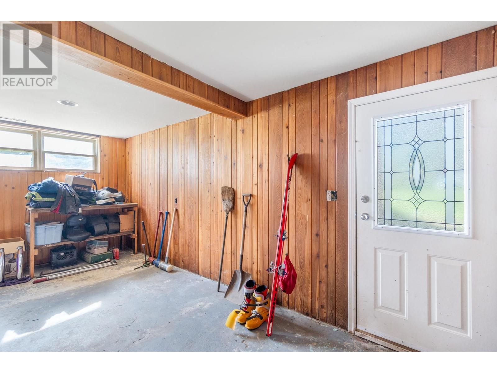 3289 Broadwater Road, Robson, British Columbia  V0G 1X0 - Photo 40 - 10343034