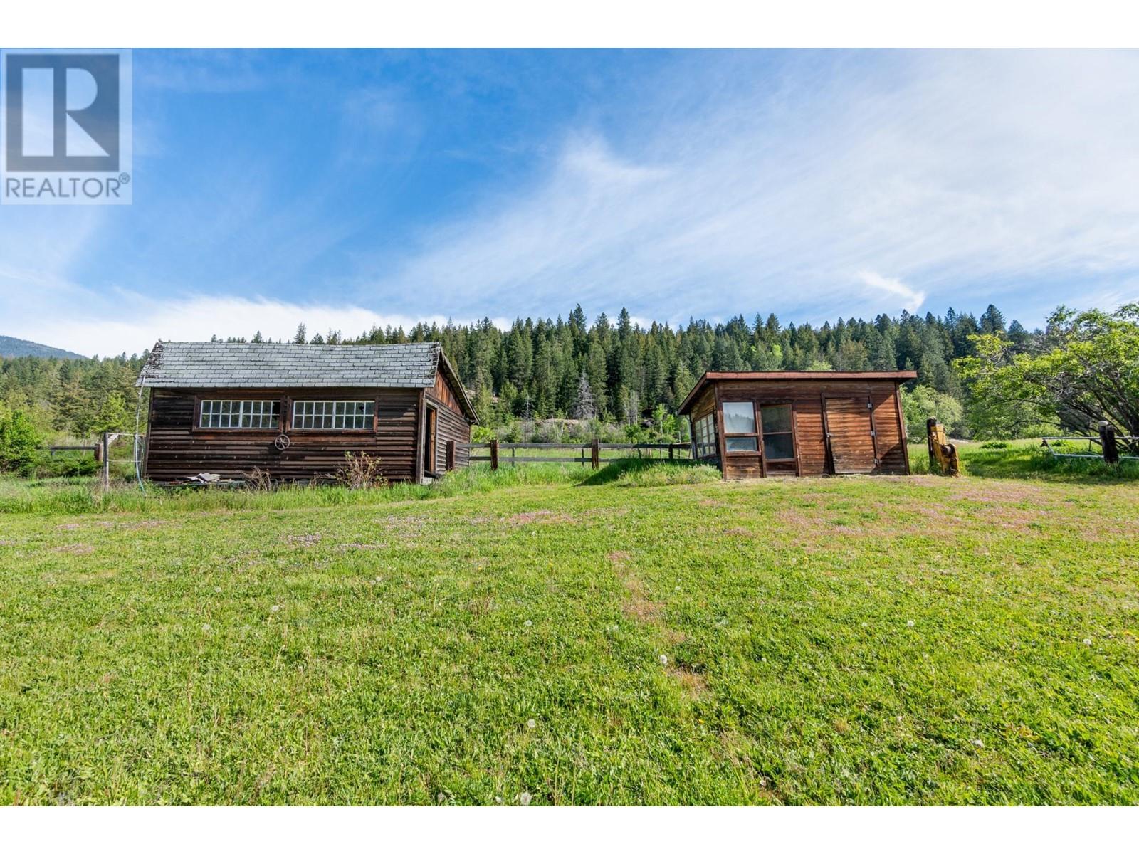 3289 Broadwater Road, Robson, British Columbia  V0G 1X0 - Photo 44 - 10343034