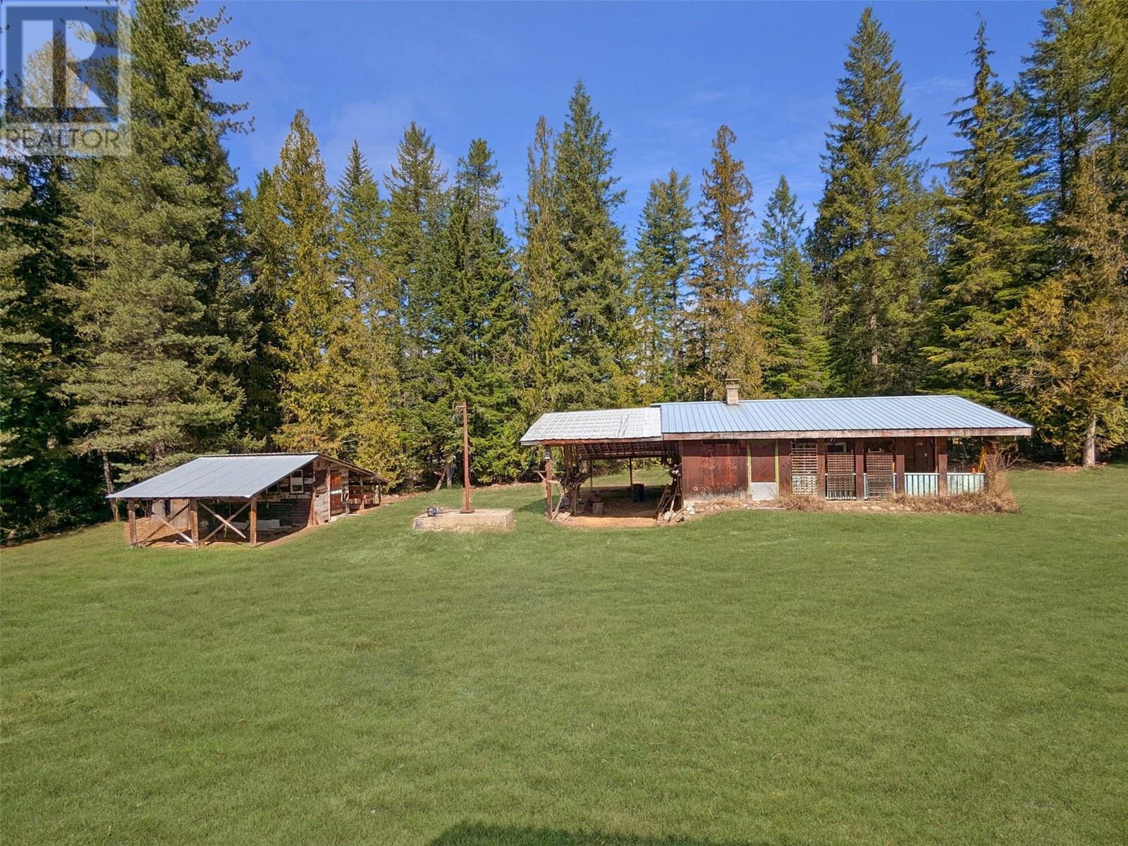 5837 Highway 6, Winlaw, British Columbia  V0G 2J0 - Photo 26 - 10342857