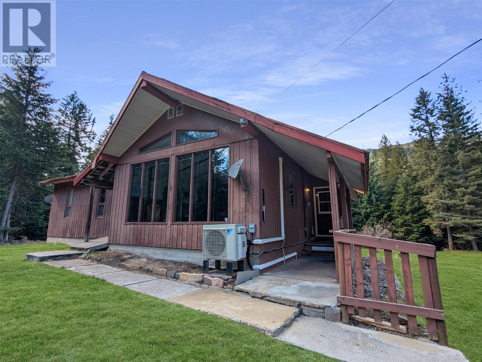 5837 Highway 6, Winlaw, British Columbia  V0G 2J0 - Photo 33 - 10342857