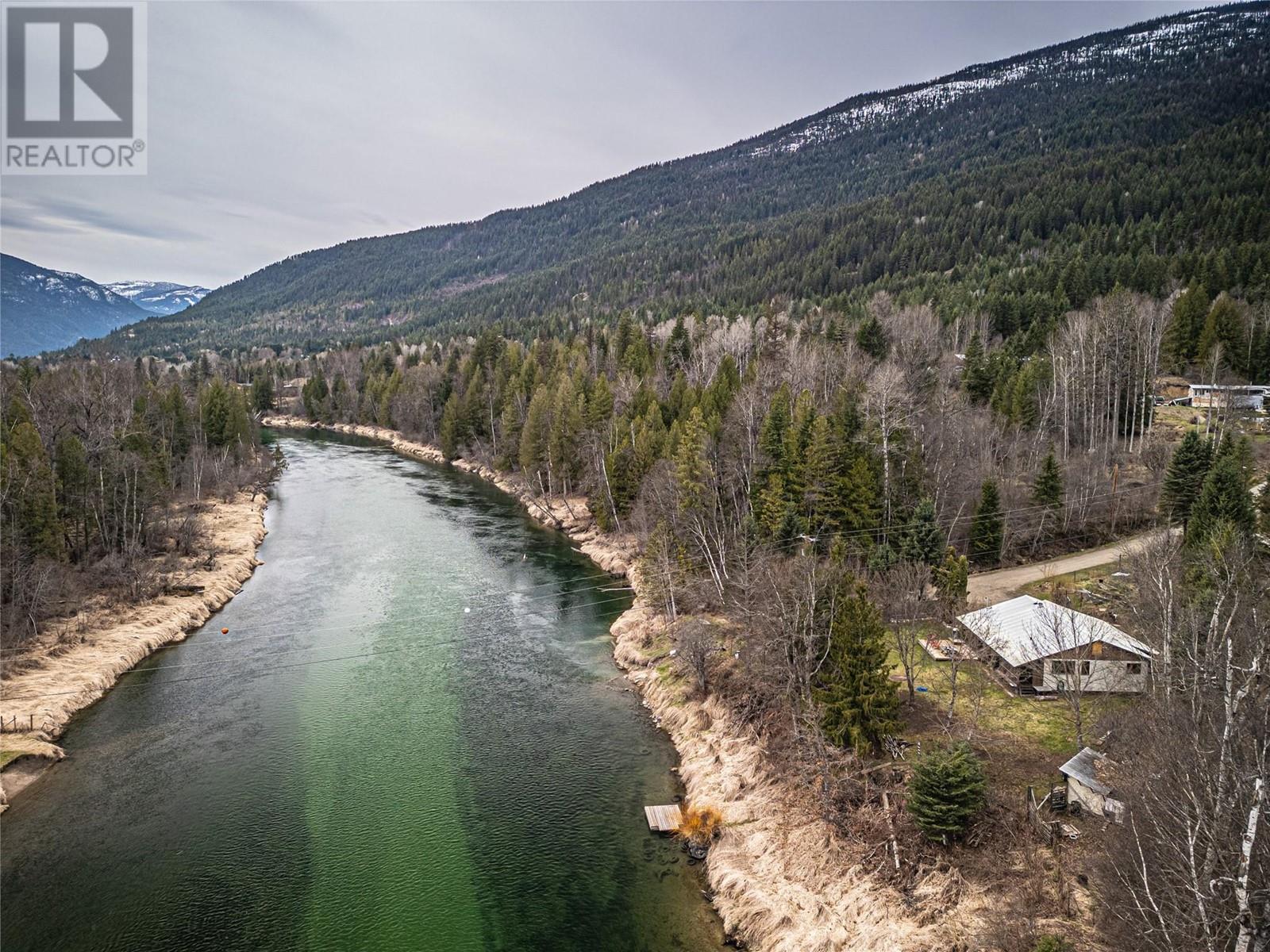6450 Appledale Lower Road, Appledale, British Columbia  V0G 2J0 - Photo 1 - 10342460