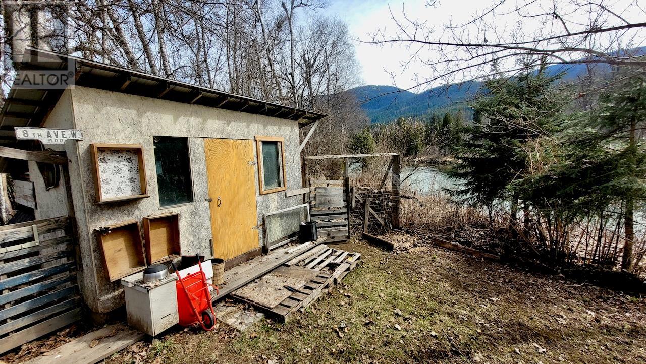 6450 Appledale Lower Road, Appledale, British Columbia  V0G 2J0 - Photo 27 - 10342460