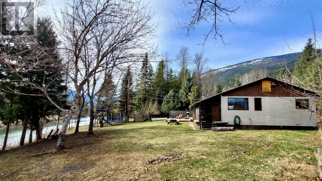 6450 Appledale Lower Road, Appledale, British Columbia  V0G 2J0 - Photo 29 - 10342460