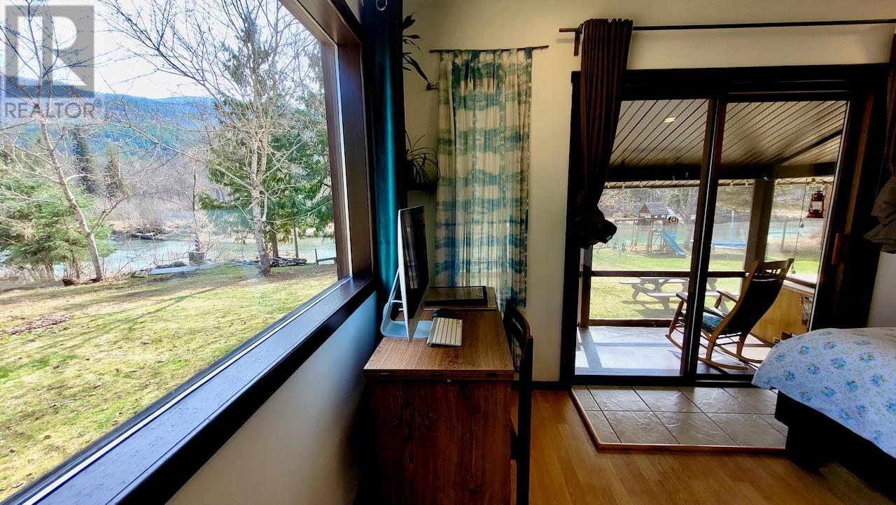 6450 Appledale Lower Road, Appledale, British Columbia  V0G 2J0 - Photo 76 - 10342460