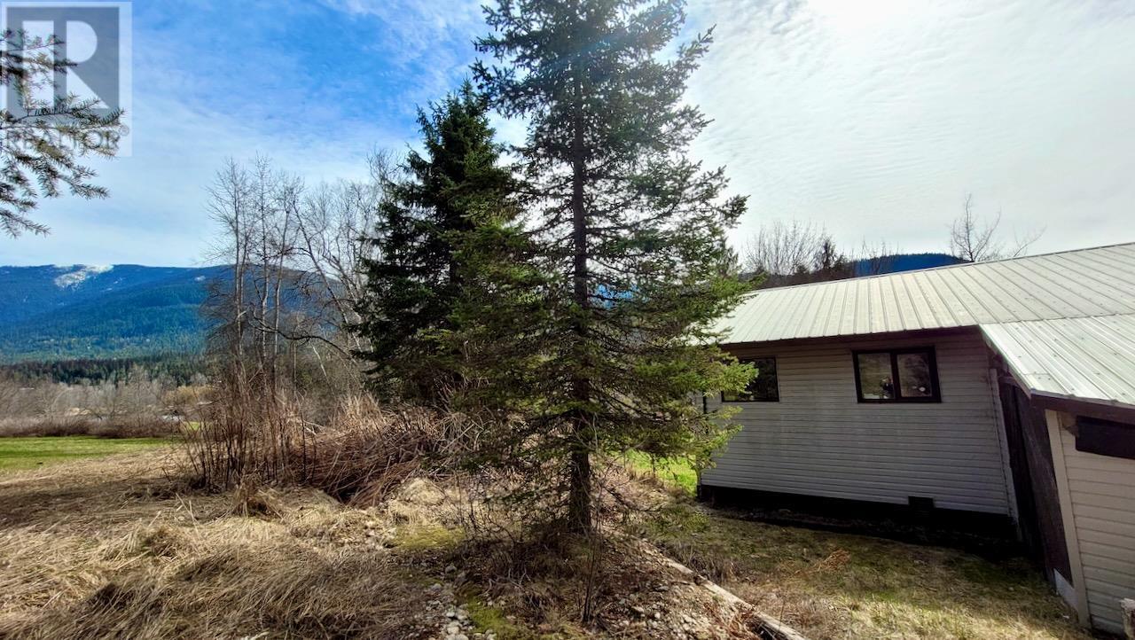6450 Appledale Lower Road, Appledale, British Columbia  V0G 2J0 - Photo 85 - 10342460