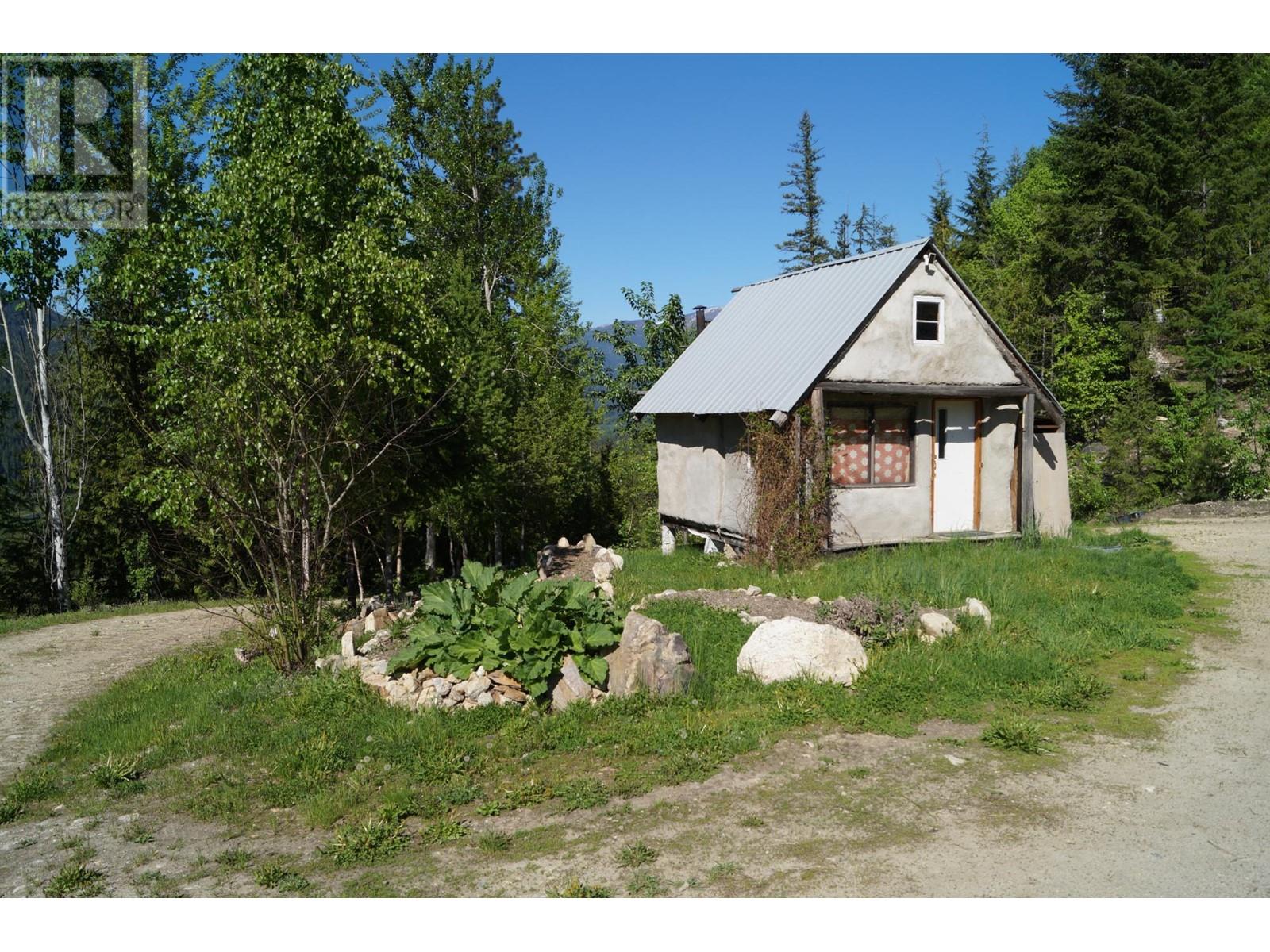 4650 6 Highway, Winlaw, British Columbia  V0G 2J0 - Photo 15 - 10343389