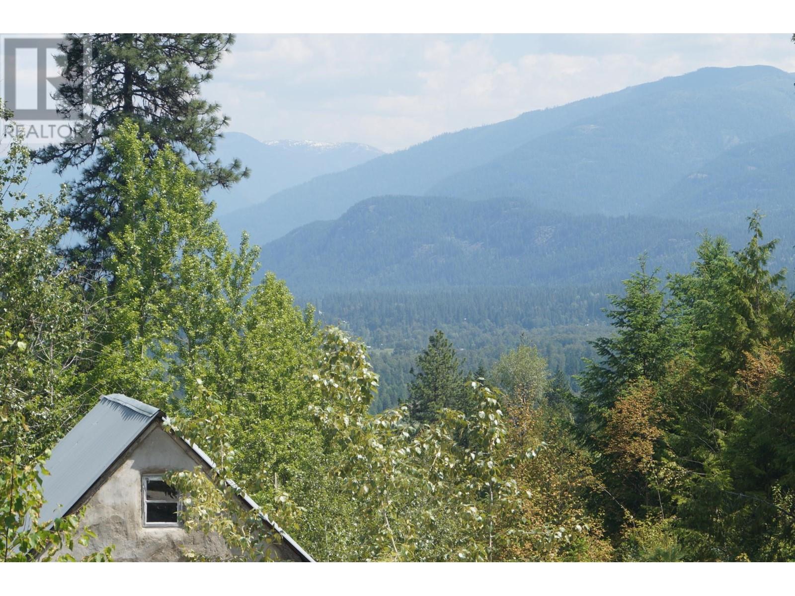 4650 6 Highway, Winlaw, British Columbia  V0G 2J0 - Photo 2 - 10343389
