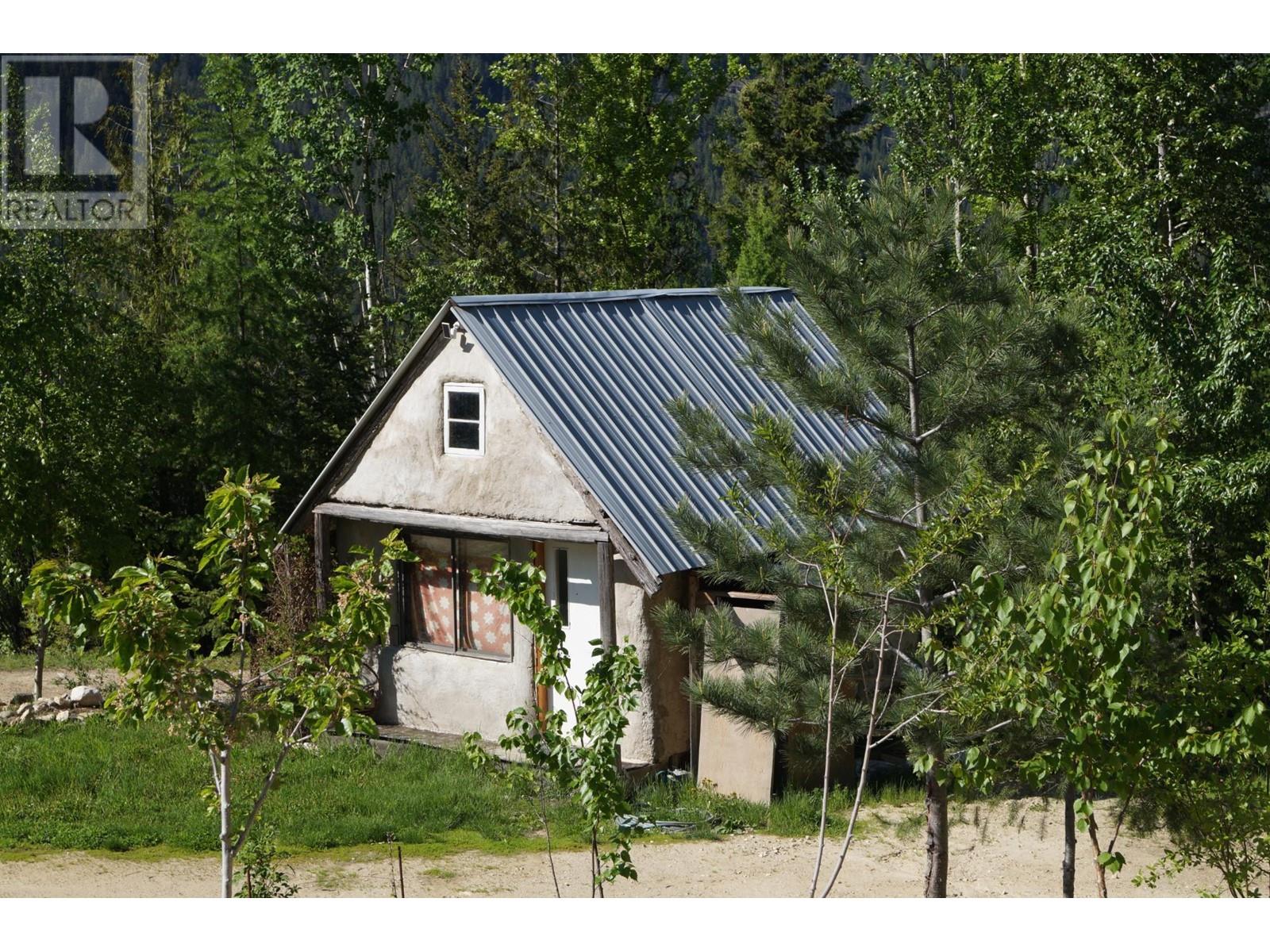 4650 6 Highway, Winlaw, British Columbia  V0G 2J0 - Photo 5 - 10343389