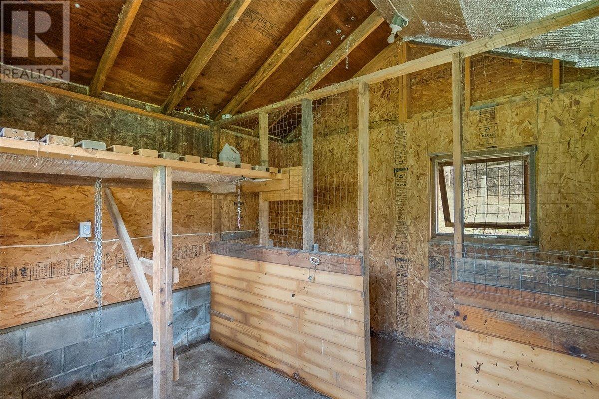 3092 Poohachoff Road, Slocan Park, British Columbia  V0G 2E0 - Photo 72 - 10342798