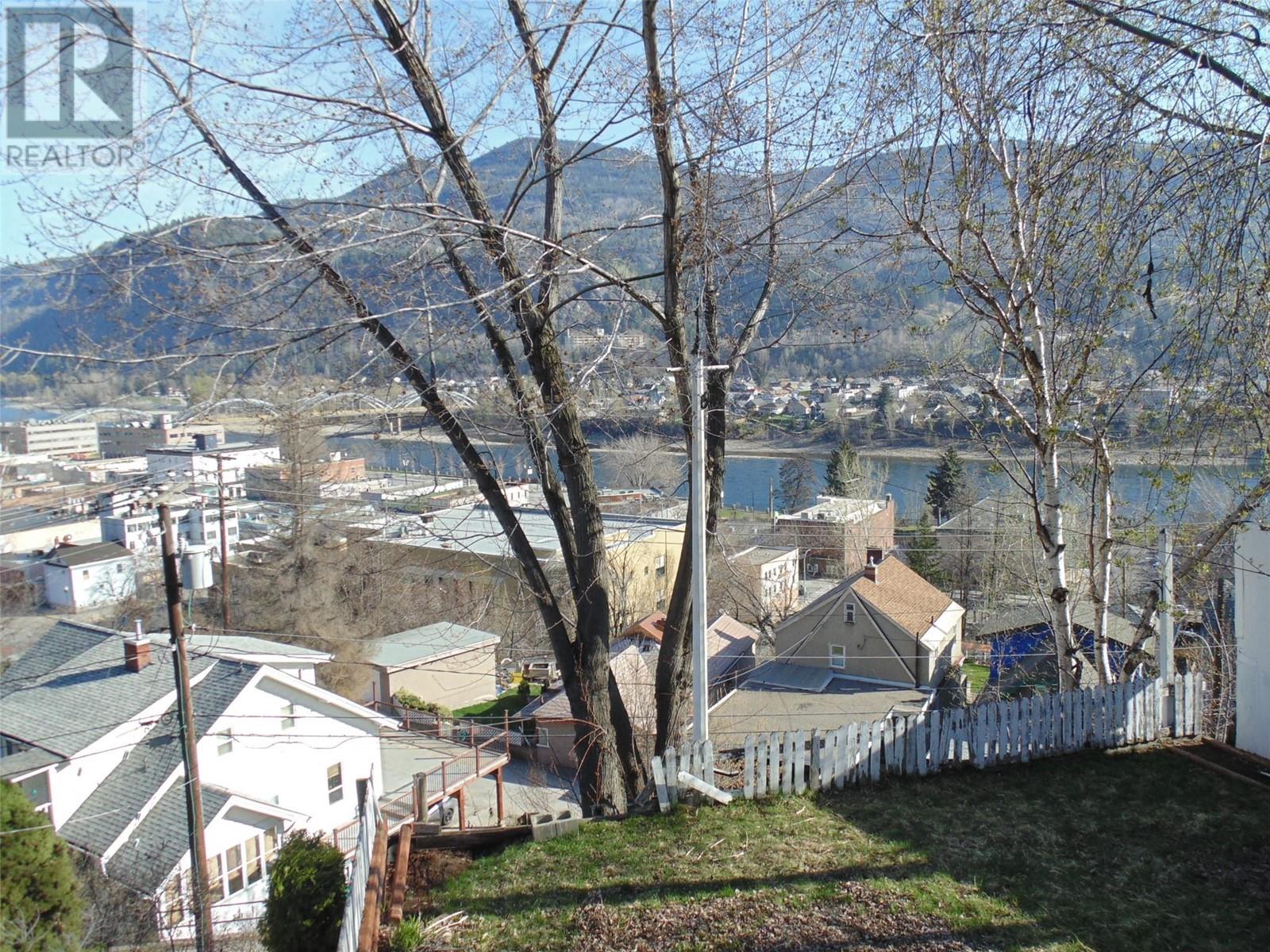 1709 Daniel Street, Trail, British Columbia  V1R 4G7 - Photo 2 - 10343568