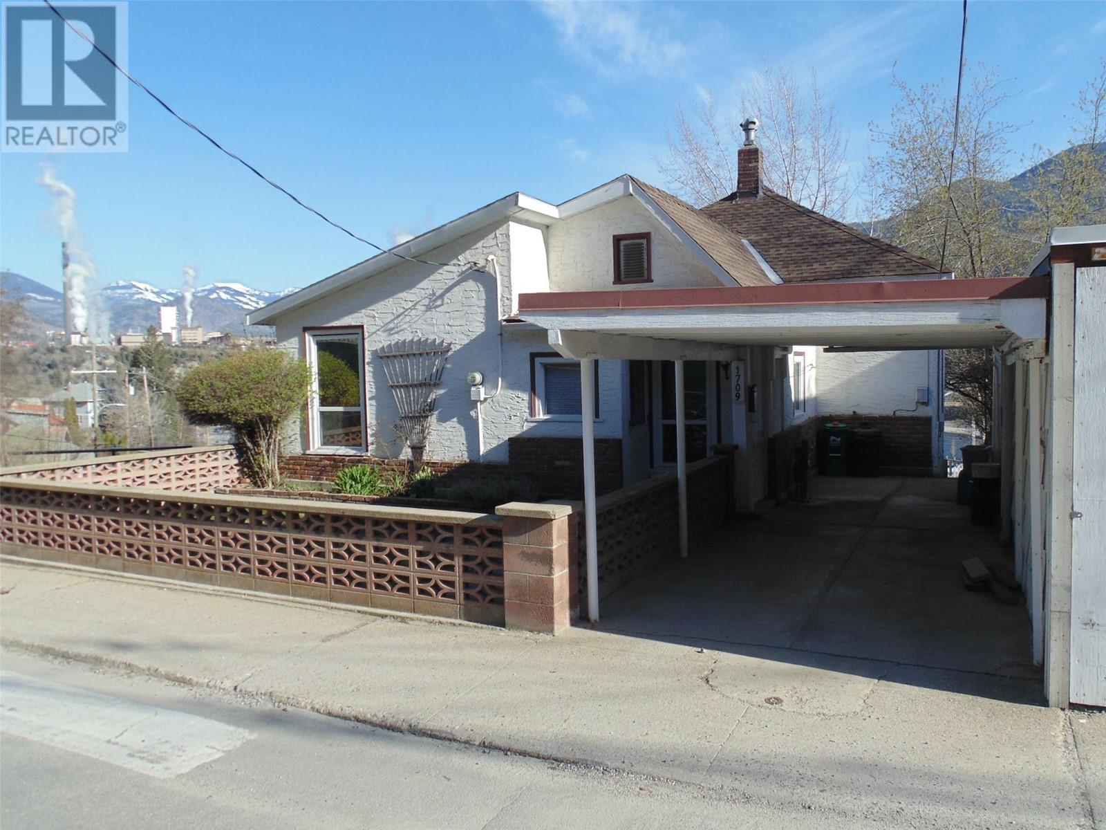 1709 Daniel Street, Trail, British Columbia  V1R 4G7 - Photo 5 - 10343568
