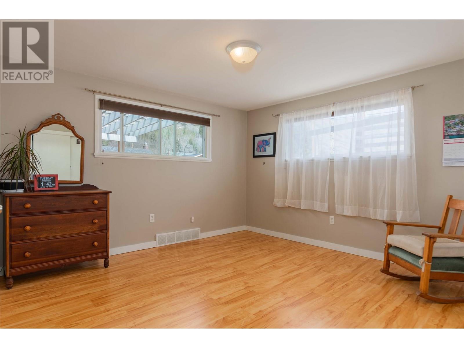 3313 Dahlia Crescent, Trail, British Columbia  V1R 2Y1 - Photo 27 - 10343956