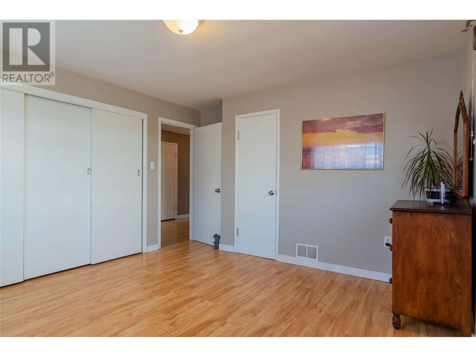 3313 Dahlia Crescent, Trail, British Columbia  V1R 2Y1 - Photo 28 - 10343956
