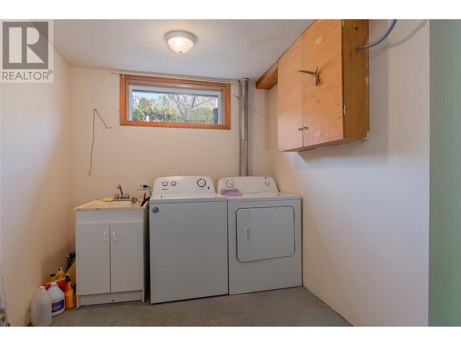 3313 Dahlia Crescent, Trail, British Columbia  V1R 2Y1 - Photo 40 - 10343956
