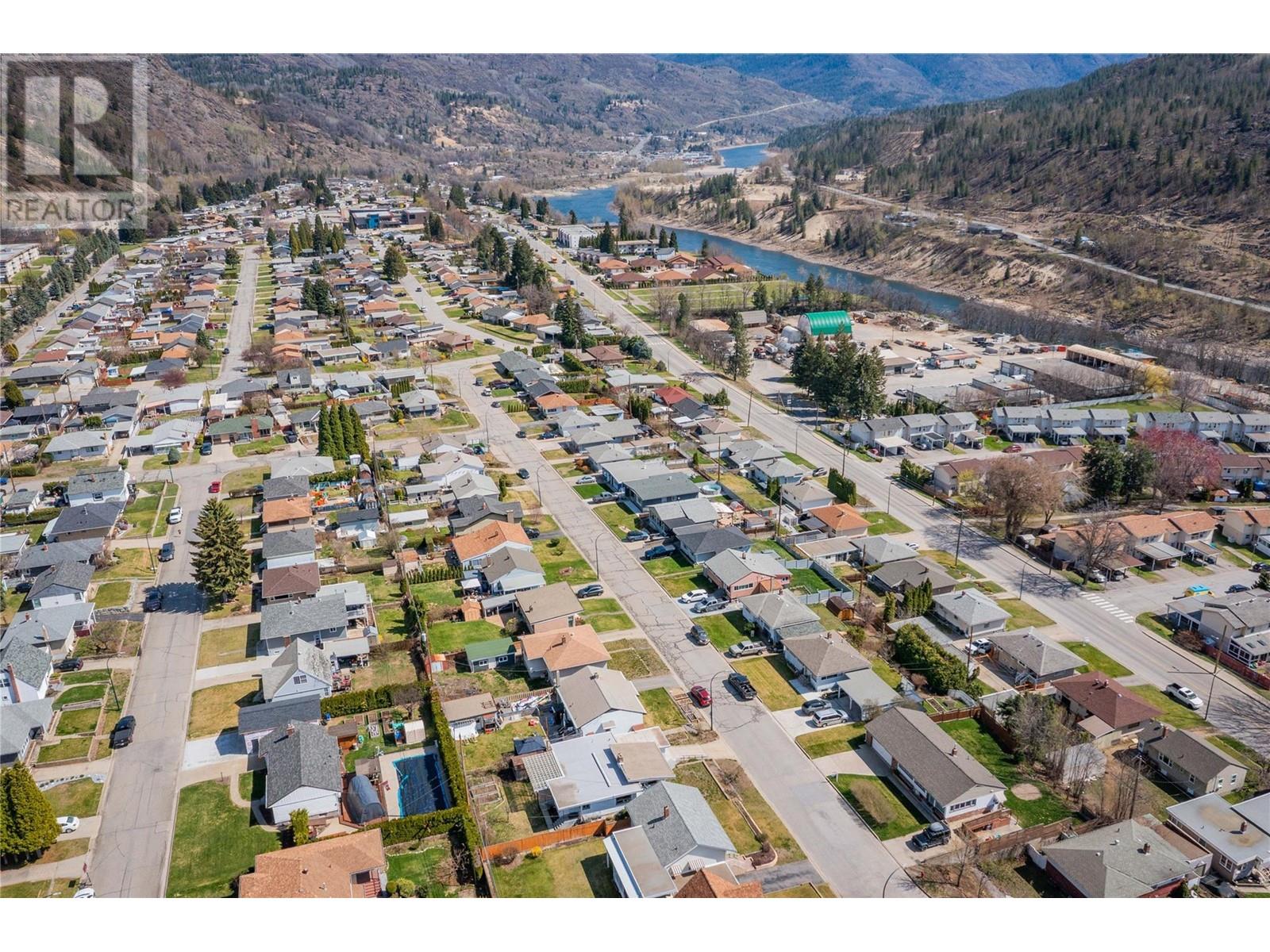 3313 Dahlia Crescent, Trail, British Columbia  V1R 2Y1 - Photo 49 - 10343956