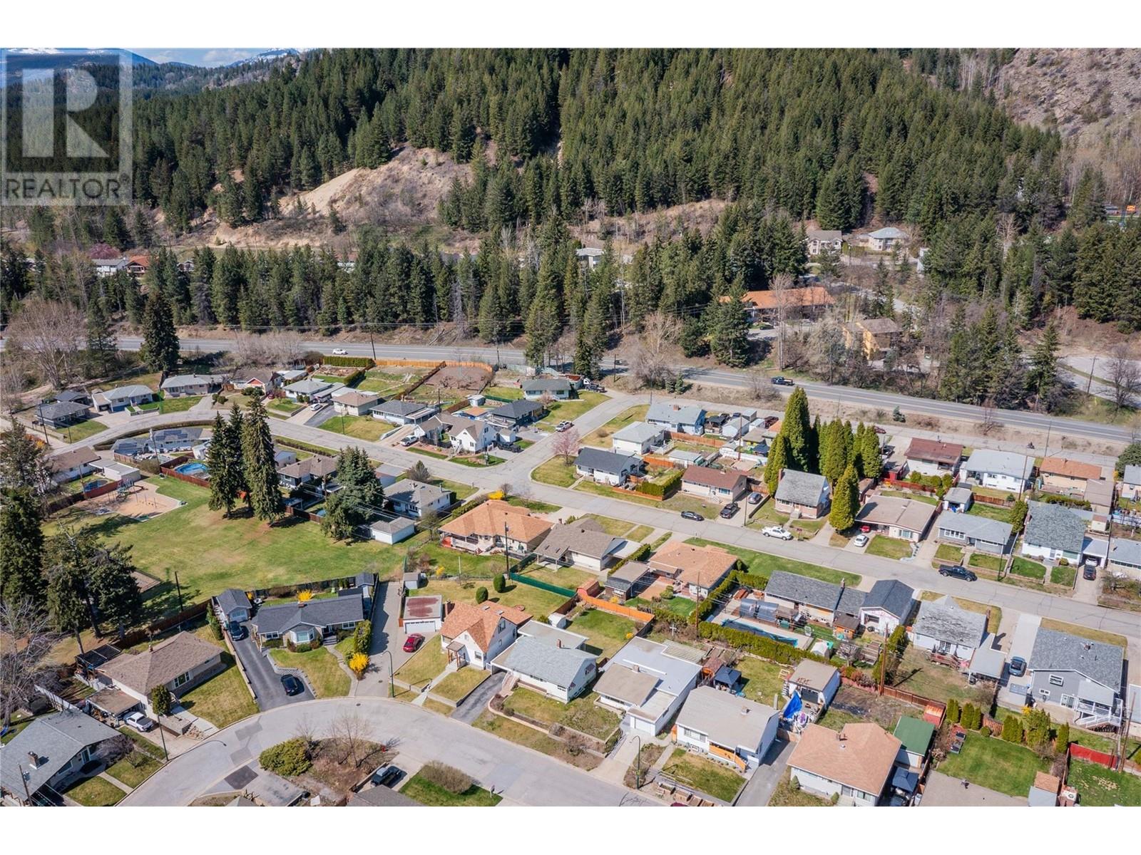 3313 Dahlia Crescent, Trail, British Columbia  V1R 2Y1 - Photo 53 - 10343956