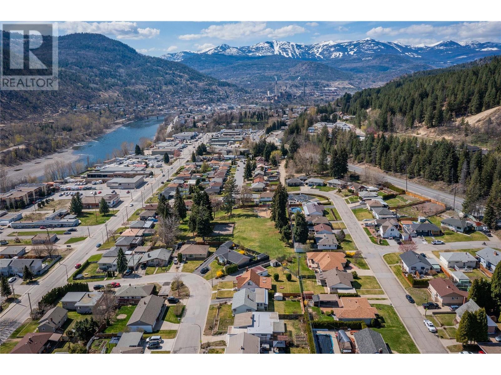 3313 Dahlia Crescent, Trail, British Columbia  V1R 2Y1 - Photo 54 - 10343956