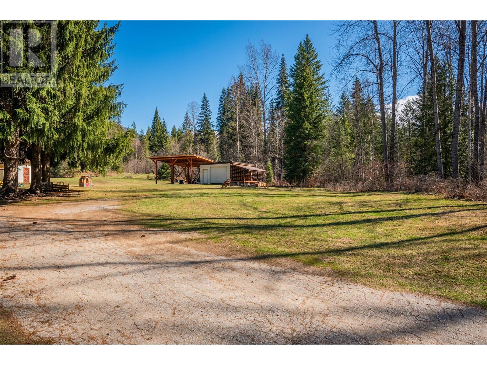 108 Beavervale Road, Ross Spur, British Columbia  V0G 1L1 - Photo 12 - 10344144