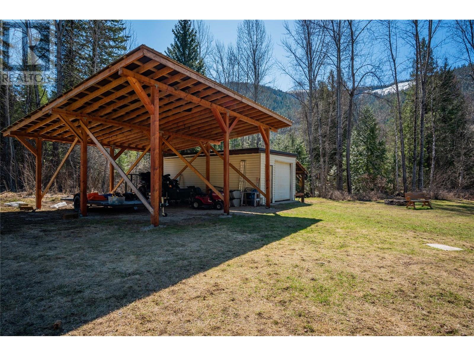108 Beavervale Road, Ross Spur, British Columbia  V0G 1L1 - Photo 45 - 10344144